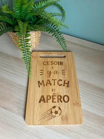 Planche à découper en bambou gravée et personnalisable